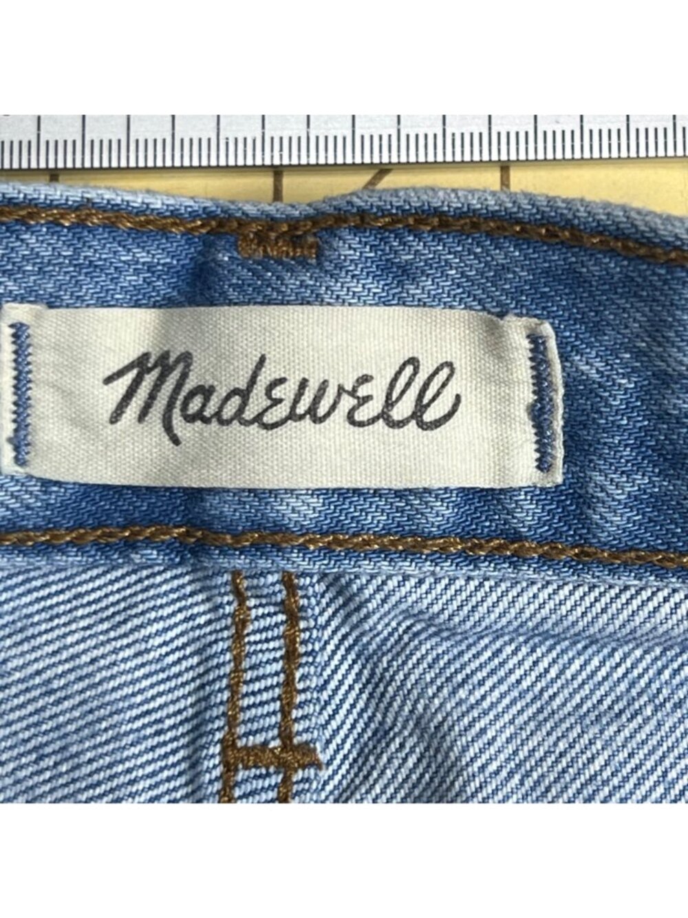 Madewell Womens 90s Straight High-Rise Jeans Light Wash Size 26T - Picture 6 of 6